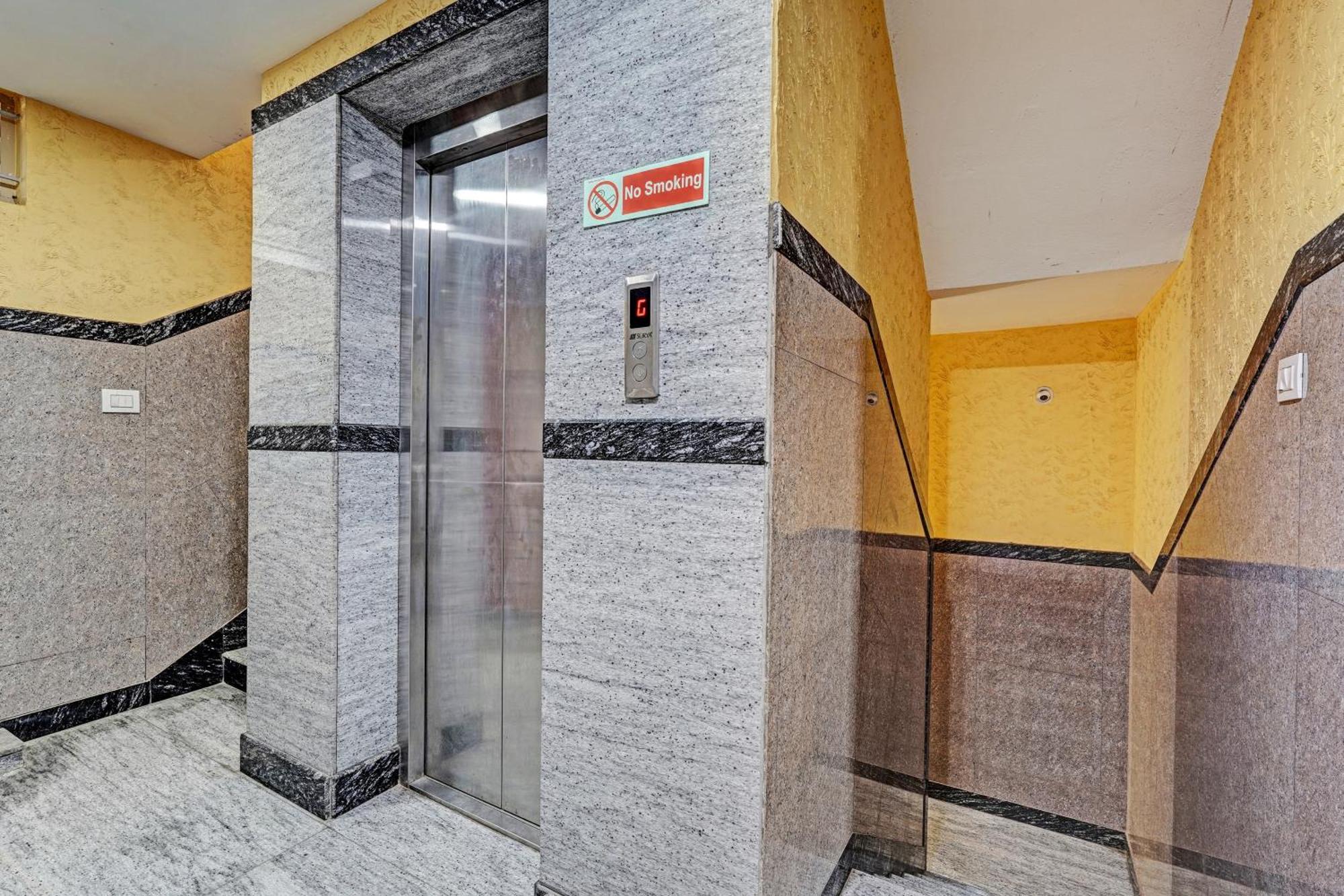 Hotel O Maruthi Residency バンガロール エクステリア 写真