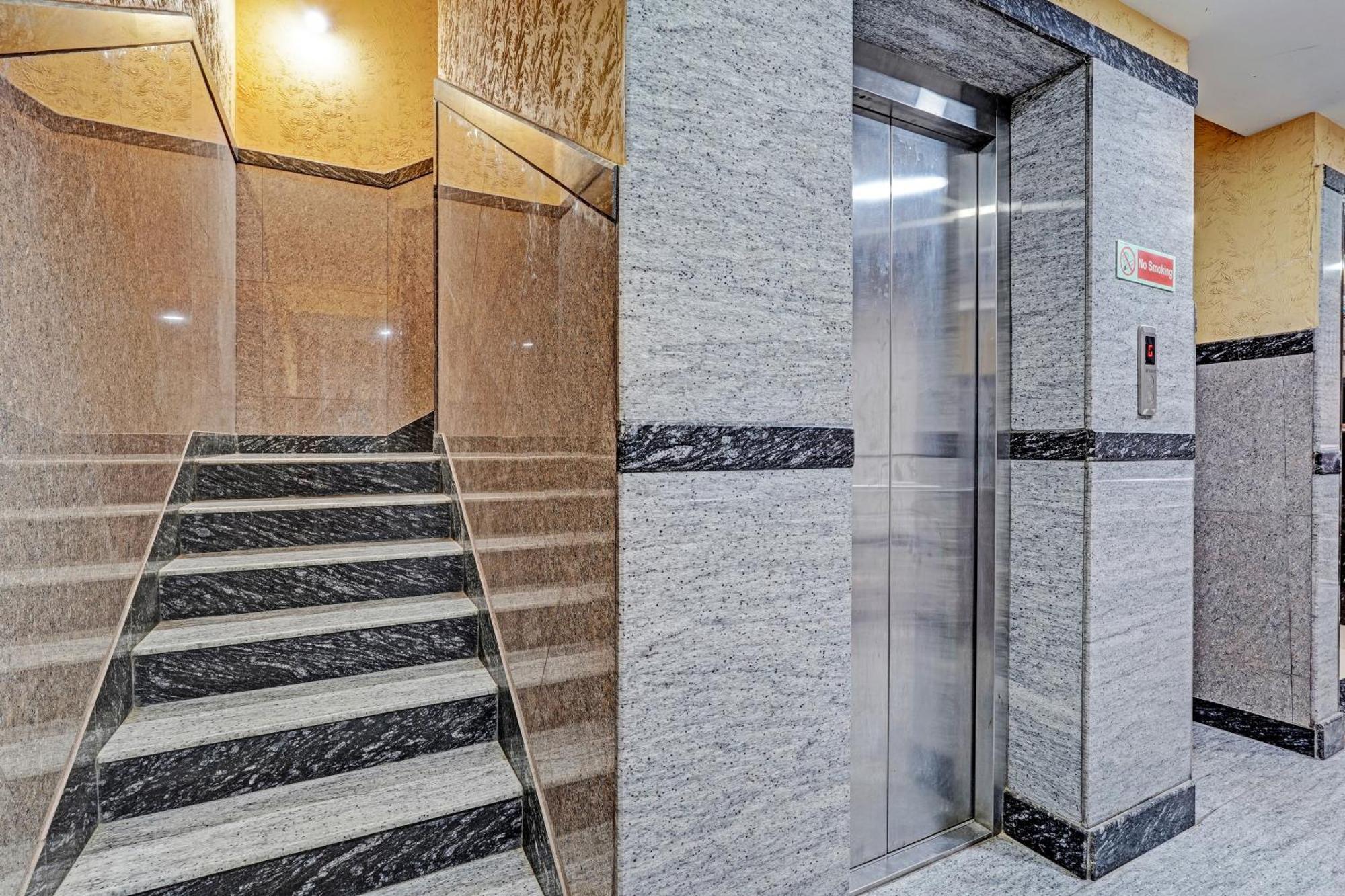 Hotel O Maruthi Residency バンガロール エクステリア 写真